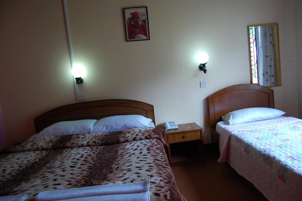 New Dakshinakali Village Resort Pharping Bilik gambar