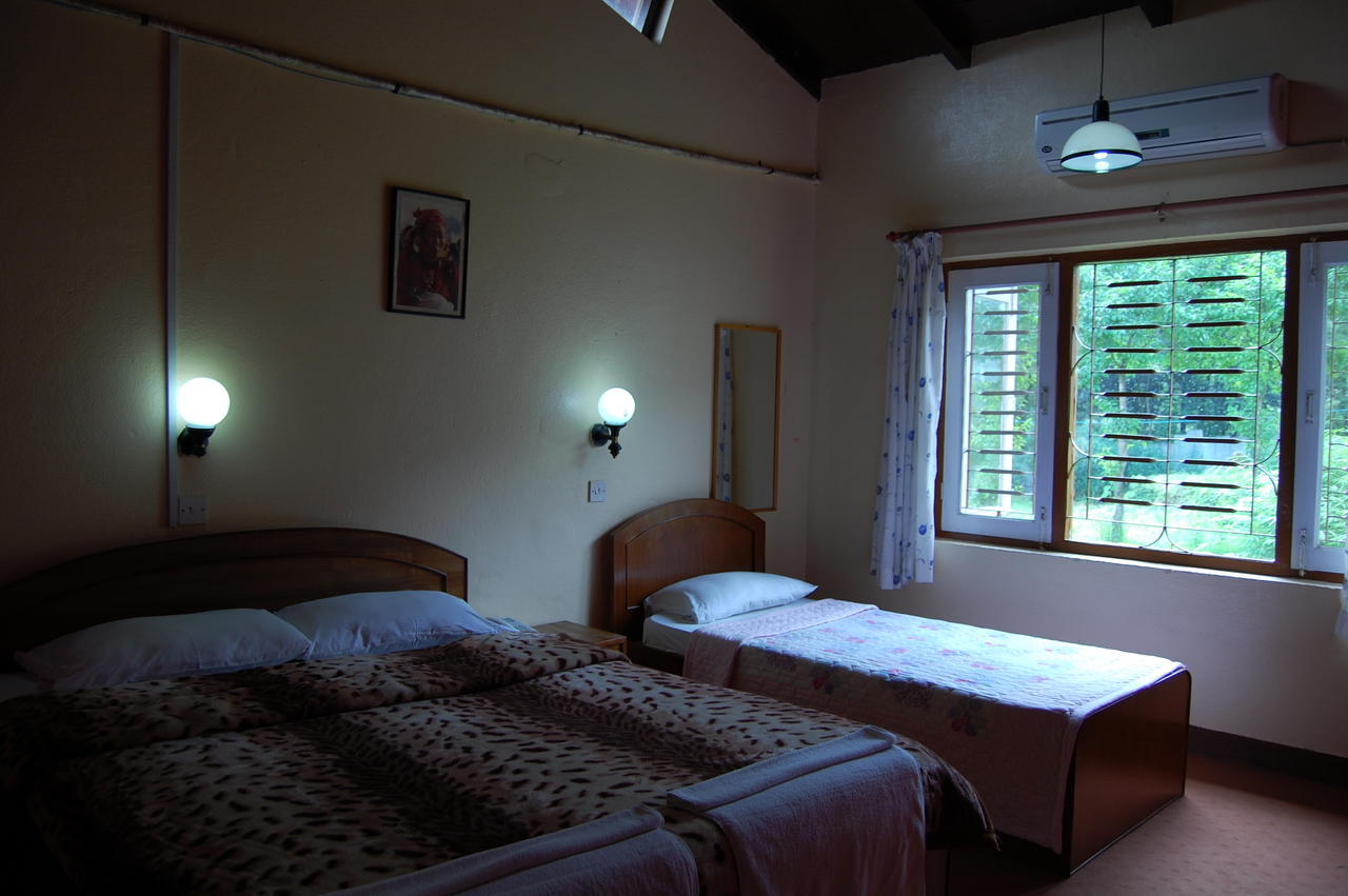 New Dakshinakali Village Resort Pharping Bilik gambar