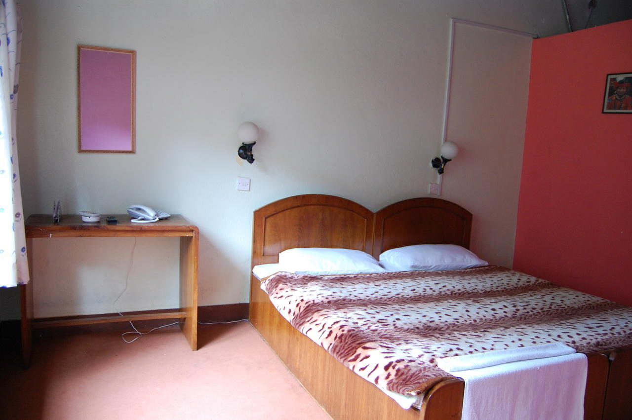New Dakshinakali Village Resort Pharping Bilik gambar